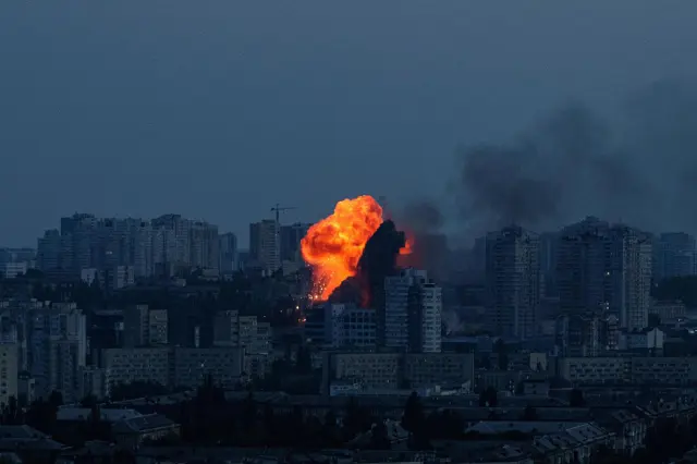 रूस-यूक्रेन युद्ध में फिर तेज हमले, कई शहरों में मिसाइल और ड्रोन हमले