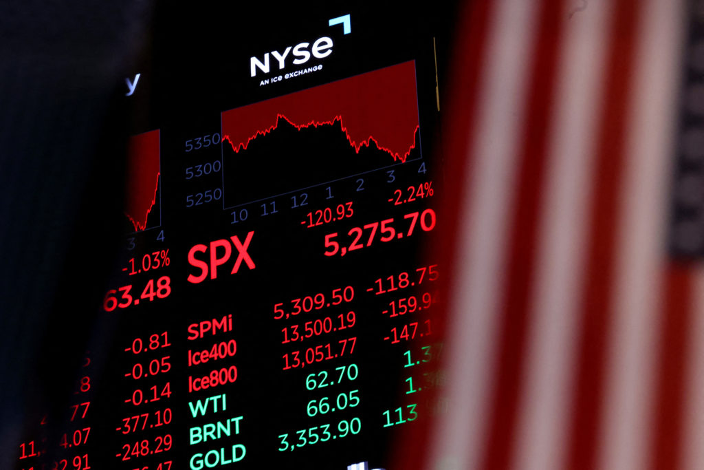 वैश्विक शेयर बाजार में उतार-चढ़ाव, निवेशकों में बढ़ी चिंता